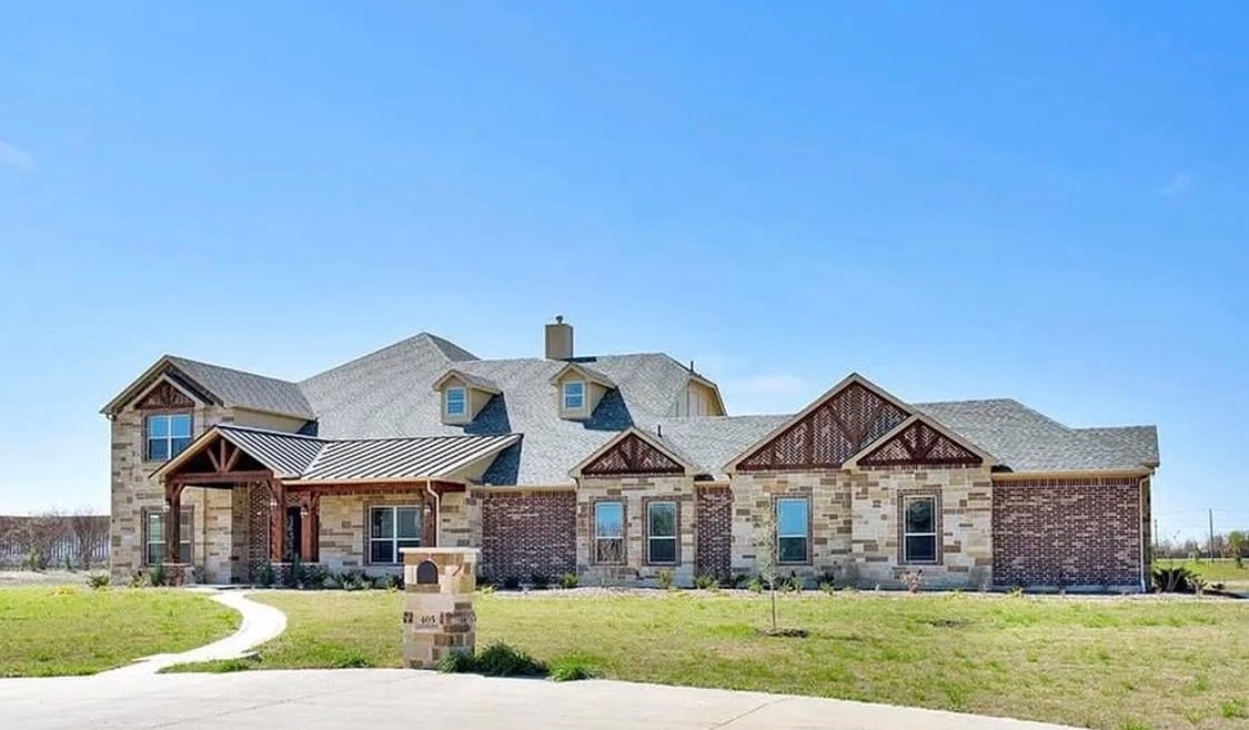 Pennington St. — Lucas, TX
