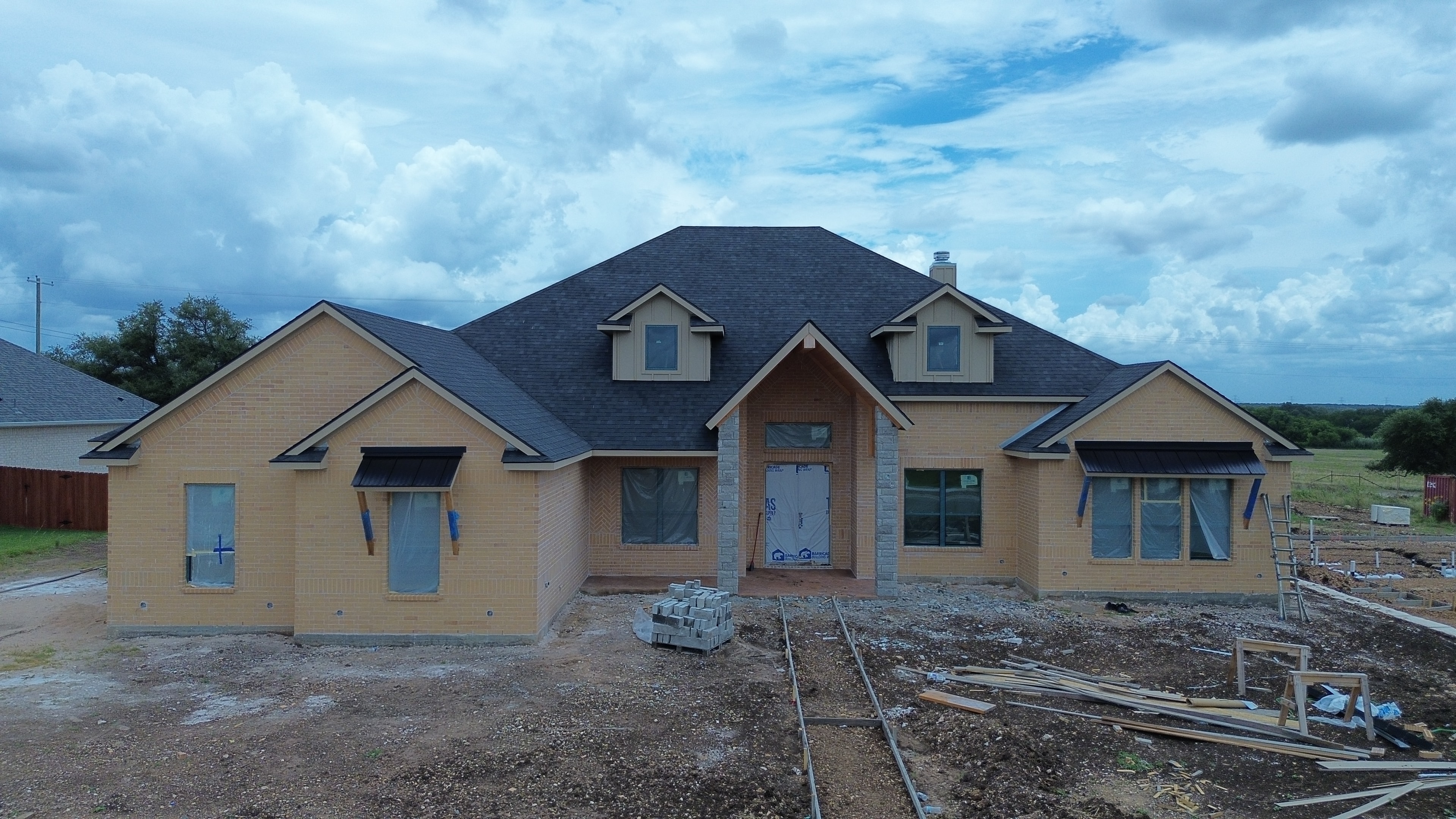 1613 Hunt Dr — Salado, TX
